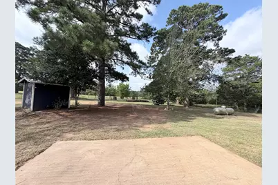 184 Affeld Lane, Smithville, TX 78957 - Photo 19