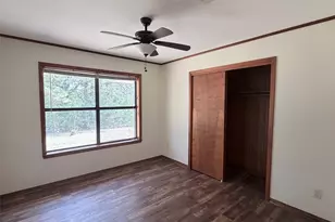 184 Affeld Ln, Smithville, TX 78957 - Photo 11