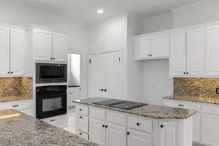 1613 Churchwood Cove, Austin, TX 78746 - Photo 11