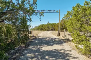 1802 Overland Stage Rd, Dripping Springs, TX 78620 - Photo 3