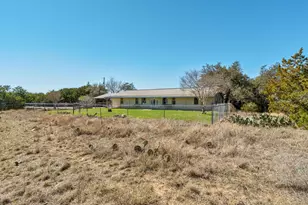 1802 Overland Stage Rd, Dripping Springs, TX 78620 - Photo 7