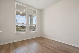 101 Old Woods Rd, Liberty Hill, TX 78642 - Photo 17