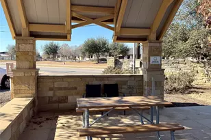 7220 Wyoming Springs Dr, Round Rock, TX 78681 - Photo 37