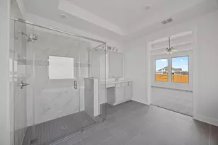 141 Cloverton Cres, Hutto, TX 78634 - Photo 11