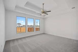 141 Cloverton Cres, Hutto, TX 78634 - Photo 9