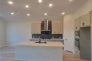 1717 Scenic Hts Ln, Georgetown, TX 78628 - Photo 1
