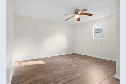 639 E Saint Charles Drive, Crosby, TX 77532 - Photo 25