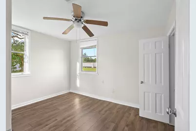 639 E Saint Charles Drive, Crosby, TX 77532 - Photo 17