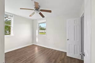 639 E Saint Charles Dr, Crosby, TX 77532 - Photo 17
