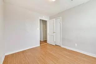 639 E Saint Charles Dr, Crosby, TX 77532 - Photo 13