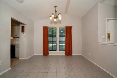 1202 Thorpe Lane #315, San Marcos, TX 78666 - Photo 5