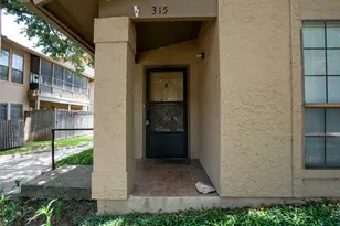 1202 Thorpe Ln, San Marcos, TX 78666 - Photo 15