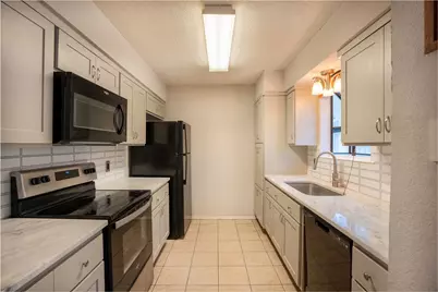 1202 Thorpe Lane #315, San Marcos, TX 78666 - Photo 7