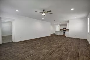 14307 Macquarie Dr, Pflugerville, TX 78660 - Photo 13