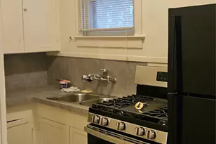 704 W 22nd, Austin, TX 78705 - Photo 3