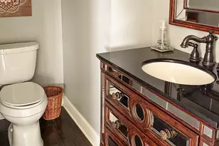 1021 Wakefield Dr, Houston, TX 77018 - Photo 9