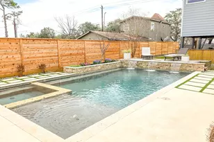 1021 Wakefield Dr, Houston, TX 77018 - Photo 3