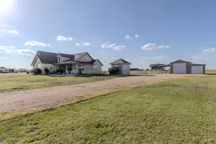 4846 Co Rd 327, Granger, TX 76530 - Photo 5