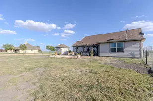 4846 Co Rd 327, Granger, TX 76530 - Photo 25