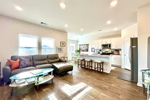 331 N Richland Dr, Lockhart, TX 78644 - Photo 3