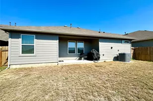 331 N Richland Dr, Lockhart, TX 78644 - Photo 23