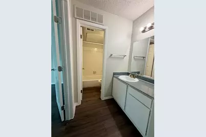 8017 Gessner Drive #212, Austin, TX 78753 - Photo 5