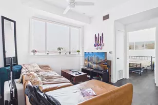 1010 W 26th St, Austin, TX 78705 - Photo 1