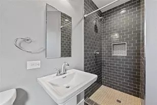 1305 Glenwood Dr, Austin, TX 78723 - Photo 15