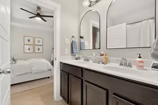 2001 Faro Dr, Austin, TX 78741 - Photo 21