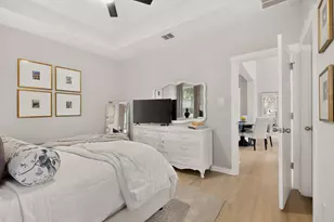 2001 Faro Dr, Austin, TX 78741 - Photo 19