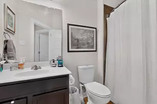 2001 Faro Dr, Austin, TX 78741 - Photo 15