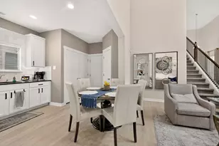 2001 Faro Dr, Austin, TX 78741 - Photo 9