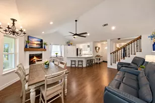 201 Lake Walden Cove, Montgomery, TX 77356 - Photo 9