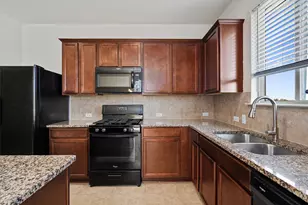 146 Russet Trl, Georgetown, TX 78628 - Photo 7