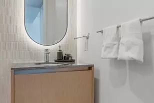 610 Davis St, Austin, TX 78701 - Photo 17