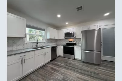 21837 Ticonderoga Avenue, Lago Vista, TX 78645 - Photo 7