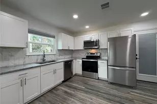 21837 Ticonderoga Ave, Lago Vista, TX 78645 - Photo 7