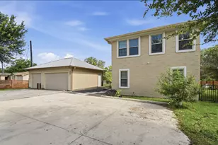 330 Howard Ln, Buda, TX 78610 - Photo 3