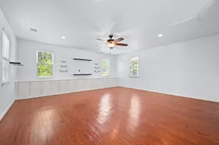 330 Howard Ln, Buda, TX 78610 - Photo 7