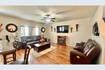 18309 Windtree Lane, Elgin, TX 78621 - Photo 3