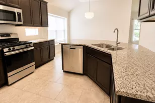 615 Linares Ln, Austin, TX 78748 - Photo 7