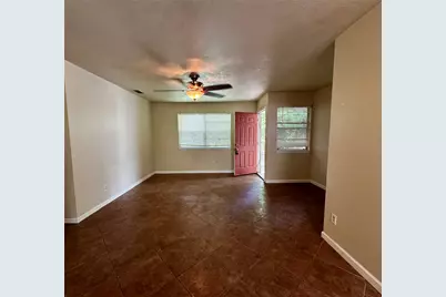 8013 Lazy Lane #B, Austin, TX 78757 - Photo 5