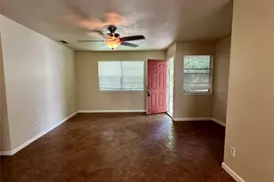 8013 Lazy Ln, Austin, TX 78757 - Photo 5