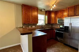 8013 Lazy Ln, Austin, TX 78757 - Photo 5