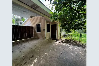 8013 Lazy Lane #B, Austin, TX 78757 - Photo 9