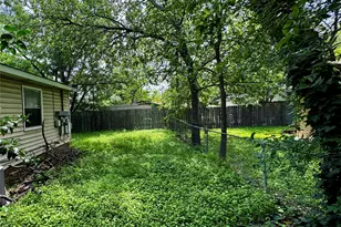 8013 Lazy Ln, Austin, TX 78757 - Photo 11