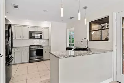 10505 Ronwood Drive, Austin, TX 78750 - Photo 9