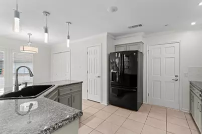 10505 Ronwood Drive, Austin, TX 78750 - Photo 7