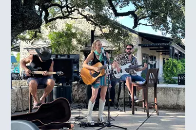 1607 Johnson Avenue, Marble Falls, TX 78654 - Photo 13