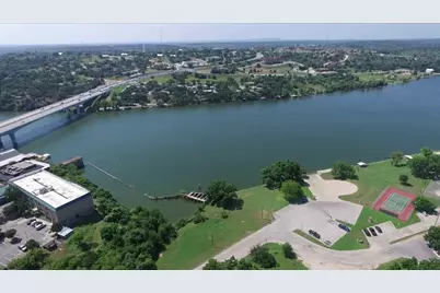 1607 Johnson Avenue, Marble Falls, TX 78654 - Photo 19